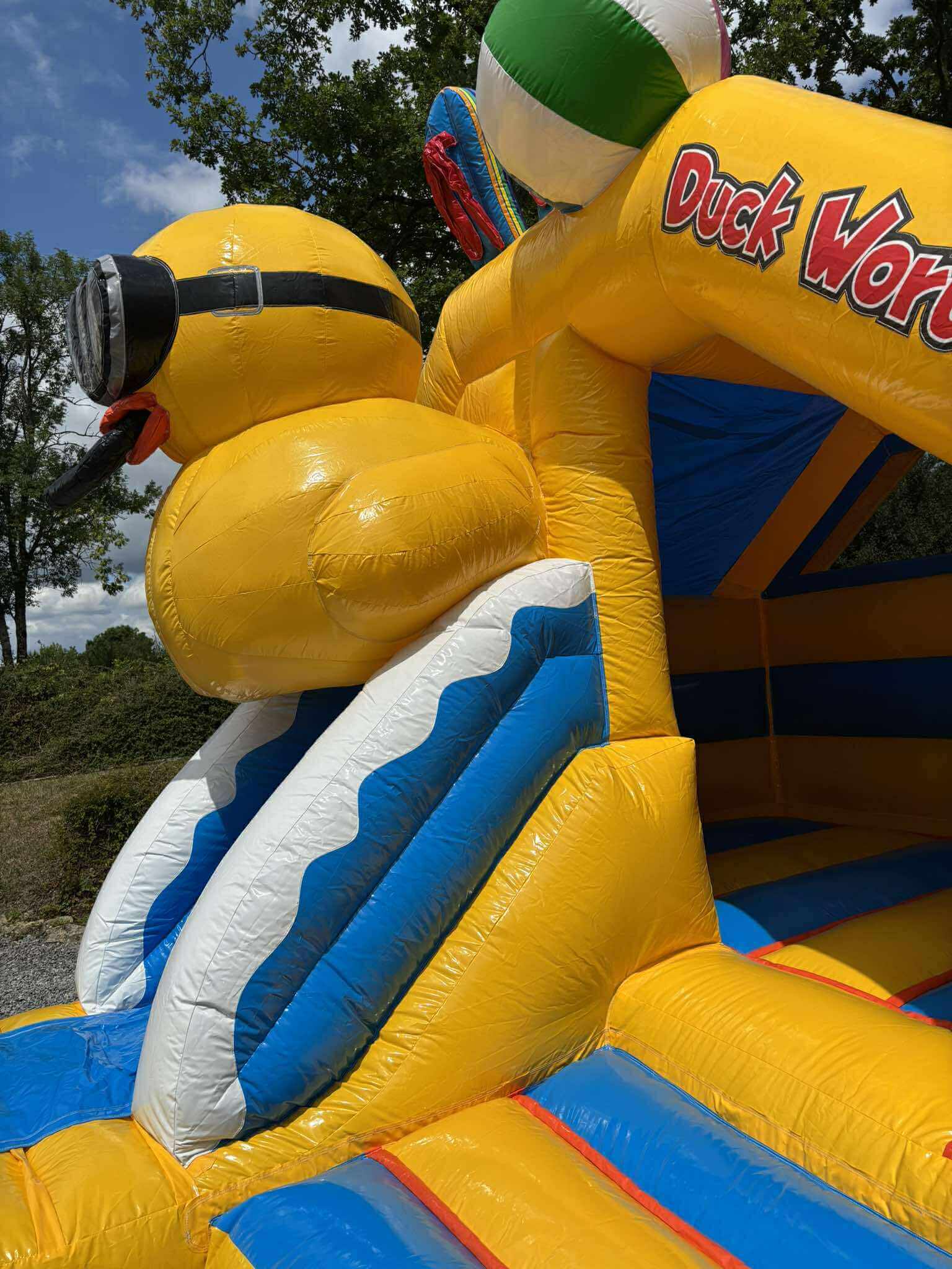 Château gonflable Canard - Vue 2